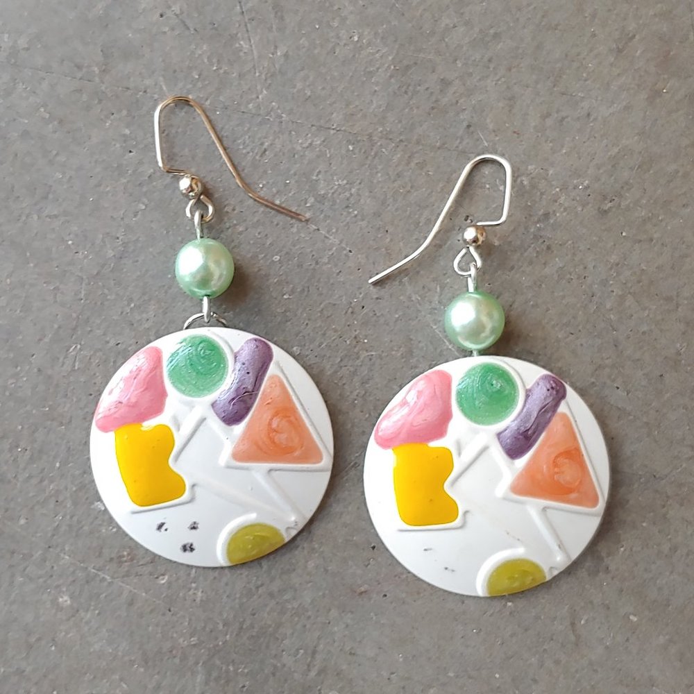 Vintage 80s Handmade White Colorful Geometric Circle Disc Dangle Drop Earrings